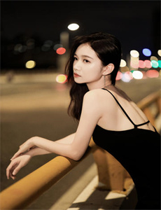 哪里有彩虹告诉我越南语