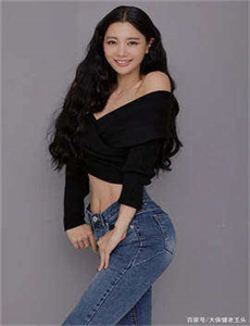 jizz老师喷水